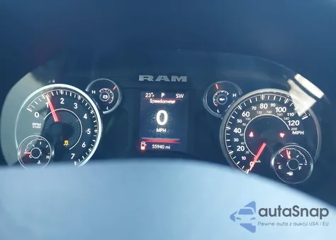 2021 Ram 1500 Big Horn 4X4 6'4 Box из США, поврежденный, VIN 1C6SRFMT9MN618861